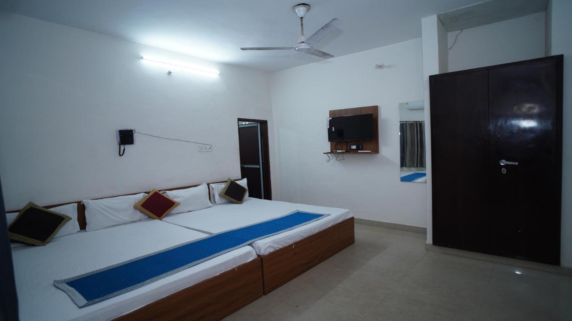 Hotel Apoorv - Near Jaipur Railway Station 客房 照片